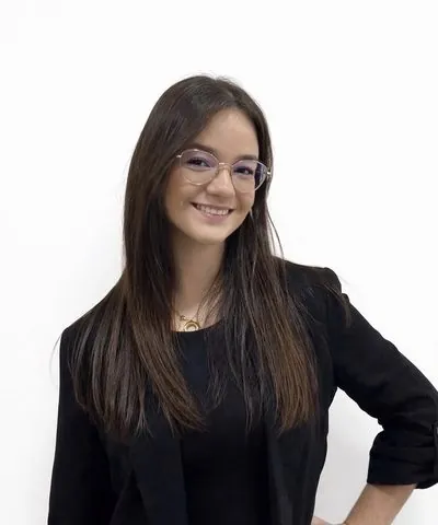 Alba Blanes — Podóloga Clínica Innovamed